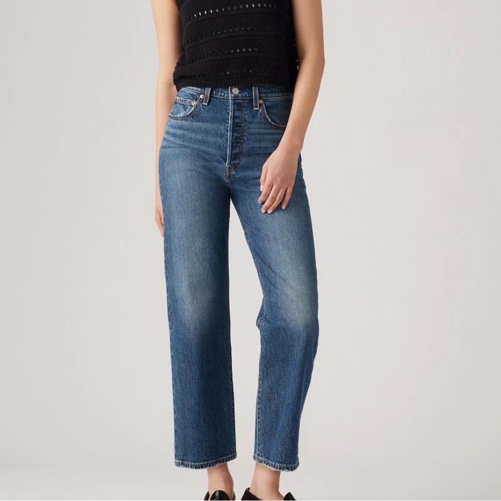 Levi’s Ribcage Straight Womens Jeans in On My Honor Dark Wash